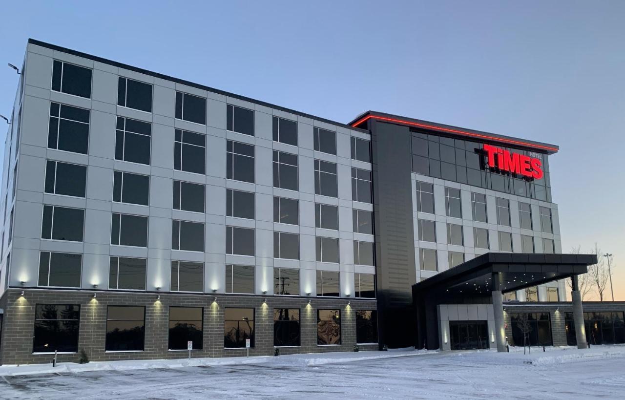 Grand Hotel Times Blainville-Mirabel Экстерьер фото