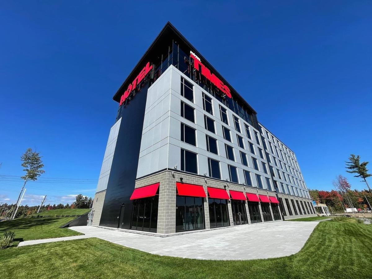 Grand Hotel Times Blainville-Mirabel Экстерьер фото