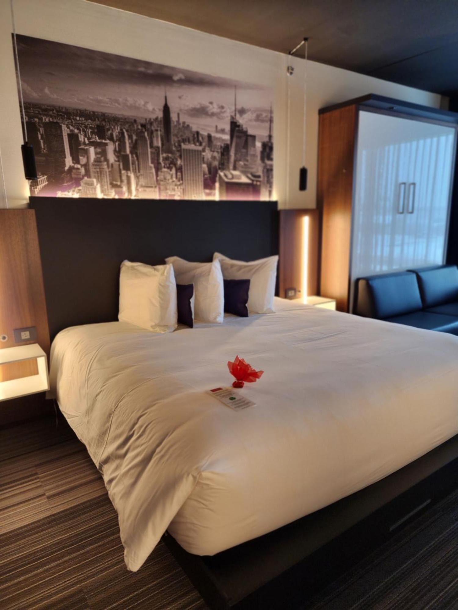 Grand Hotel Times Blainville-Mirabel Экстерьер фото