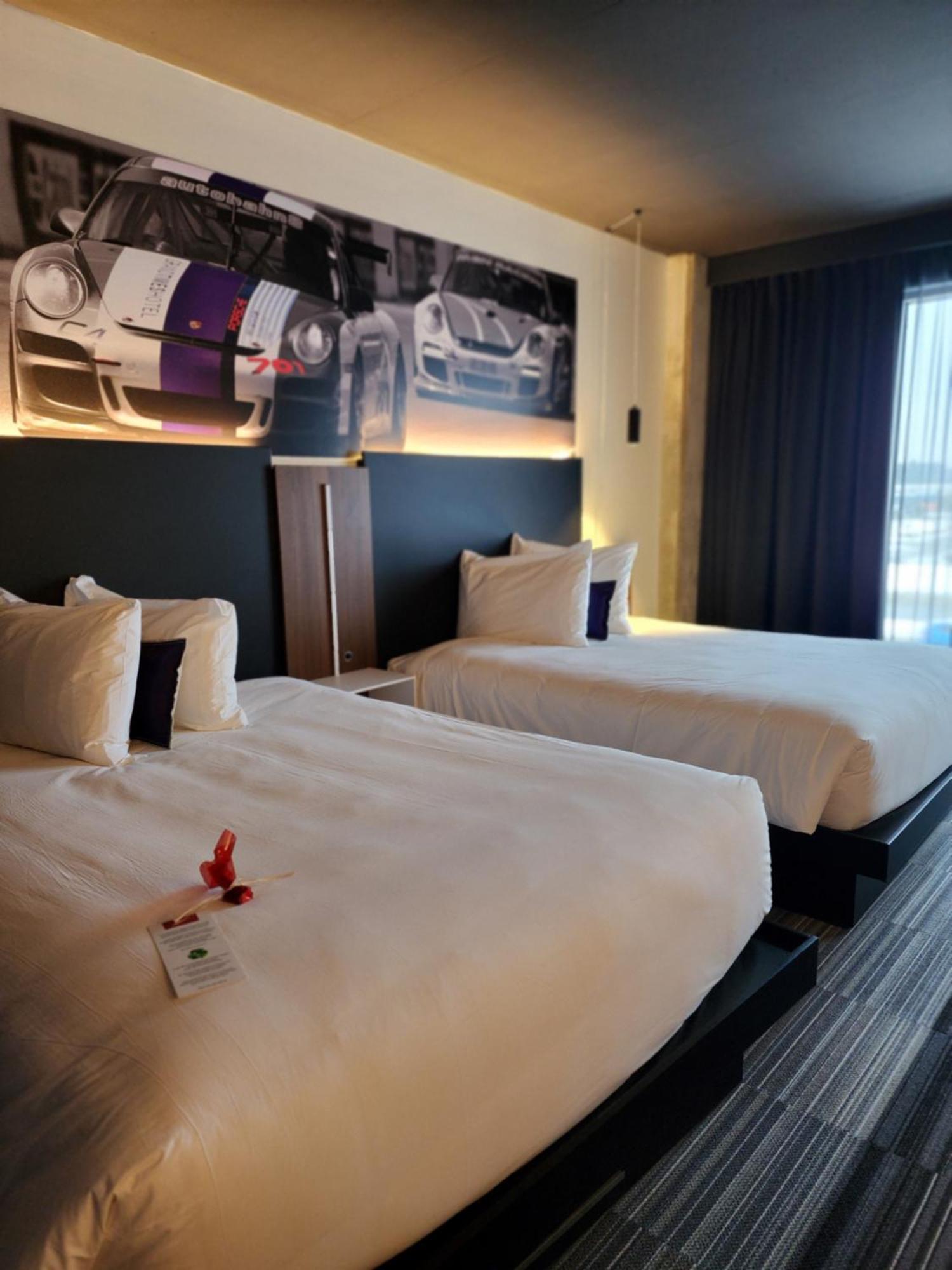 Grand Hotel Times Blainville-Mirabel Экстерьер фото