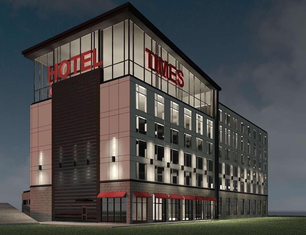 Grand Hotel Times Blainville-Mirabel Экстерьер фото